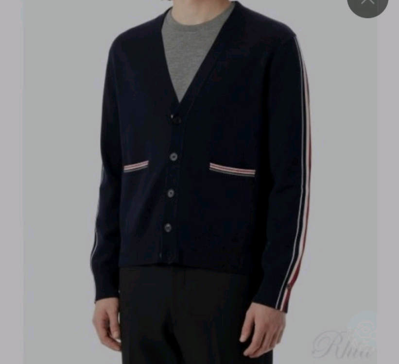 톰브라운 밀라노스티치 가디건 삼선맨투맨패딩자켓구찌루이비통프라다디올셀린느에르메스로로피아나반팔 이미지