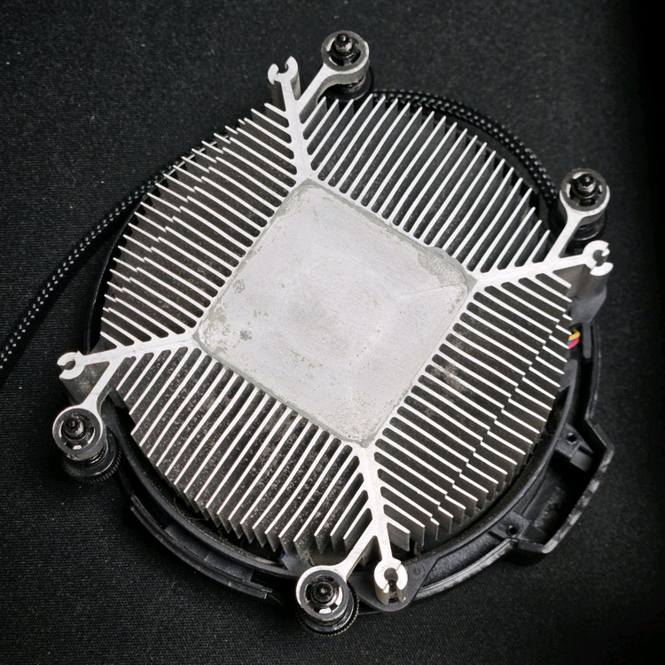 라이젠 3600 cpu + amd 기본쿨러 이미지