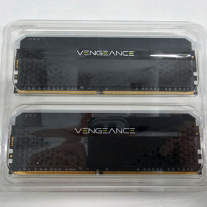 [RAM] 커세어 DDR4 32GB 킷 (16GB x 2) 벤전스 RGB RS 이미지