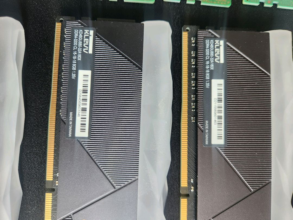 ddr4 튜닝램, 지스킬 램, 삼성 ssd 1테라 하이닉스 ssd 이미지