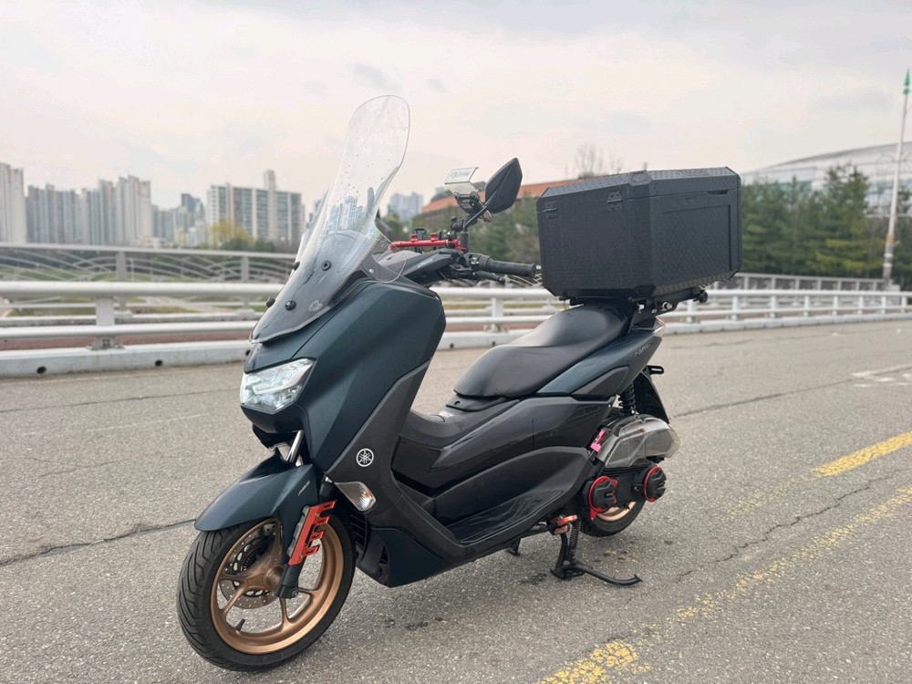 야마하 nmax155 23년형 배달풀셋팅 팝니다 이미지