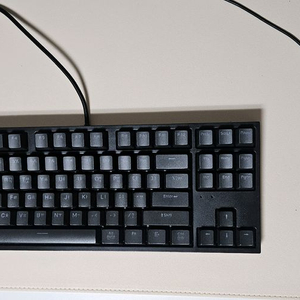 로지텍 마우스 g102 + ck87 기계식 키보드 황축 이미지