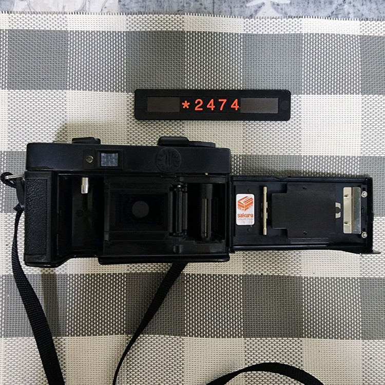 코니카 C 35 EF 필름카메라 이미지