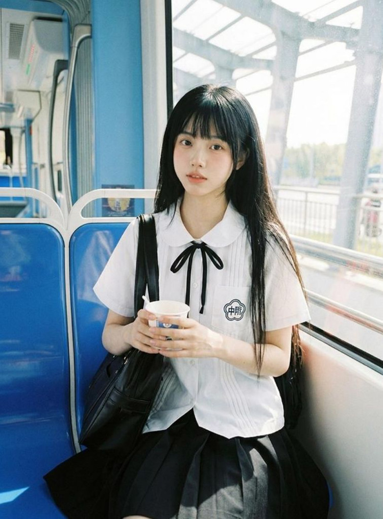 졸업사진 대만 교복 대여 이미지