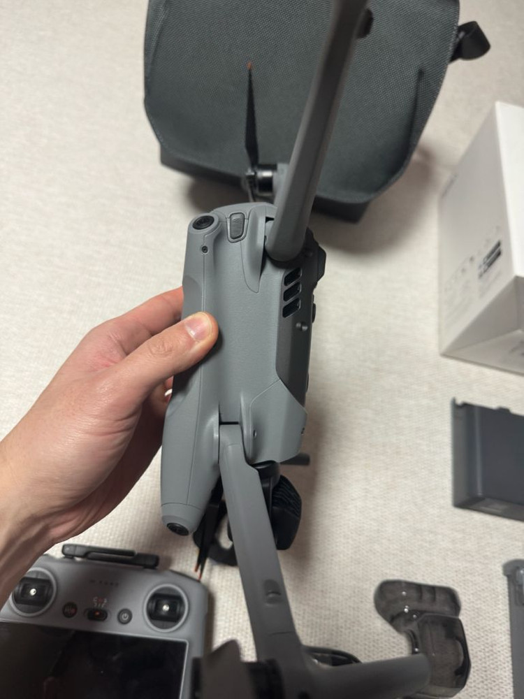 DJI 매빅 에어3 플라이모어 콤보 팝니다 이미지