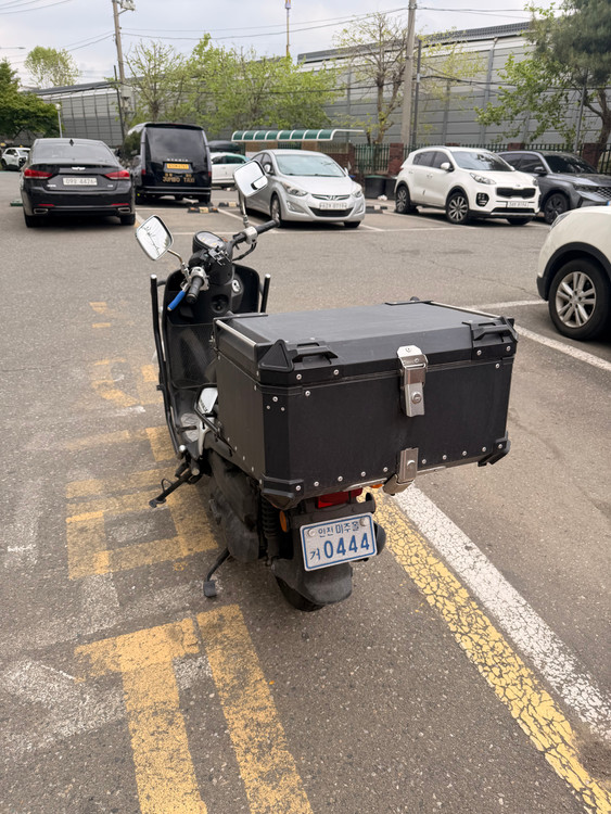 18년식 혼다 벤리 110 탑박스 포함 13910km 판매합니다. 이미지