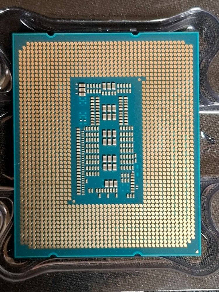 컴퓨터 인텔 CPU I7 13700K (소켓 1700) 이미지