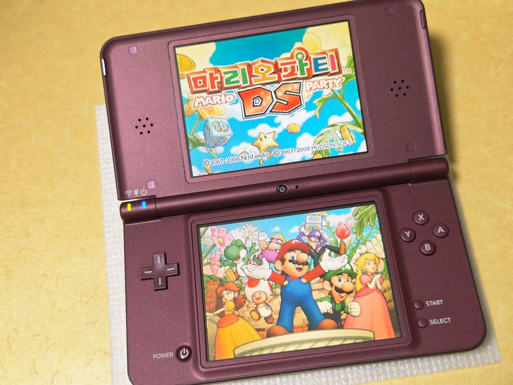 할인가능) 내용필독) 신품급 dsill dsi ll 와인컬러 닌텐도 dslite 레트로랜드 이미지