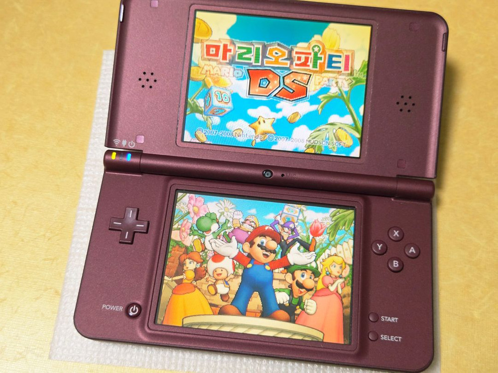 할인가능) 내용필독) 신품급 dsill dsi ll 와인컬러 닌텐도 dslite 레트로랜드 이미지