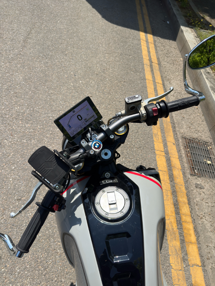 22년식 몬디알 힙스터 125cc 클래식 바이크 판매합니다. 이미지