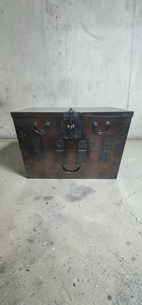 고가구 반닫이 수납함 이미지
