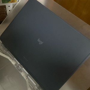 아이패드 에어 m2 스페이스 그레이 128g 와이파이+로지텍 콤보 터치 아이패드 키보드 이미지