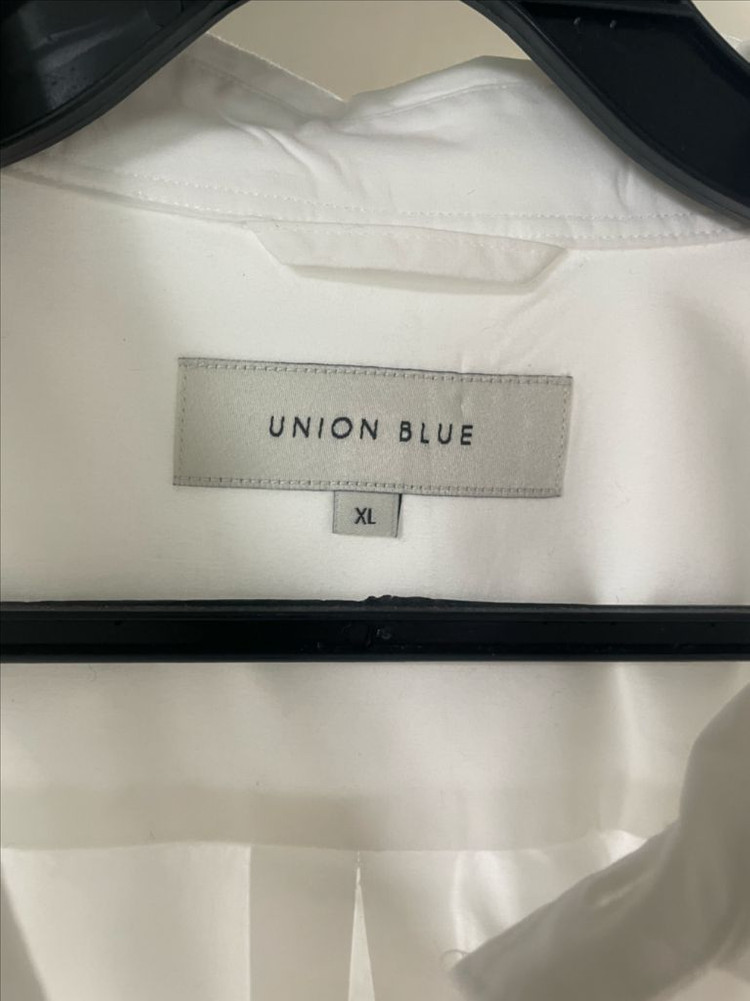 유니온블루 런드리 화이트셔츠 이미지