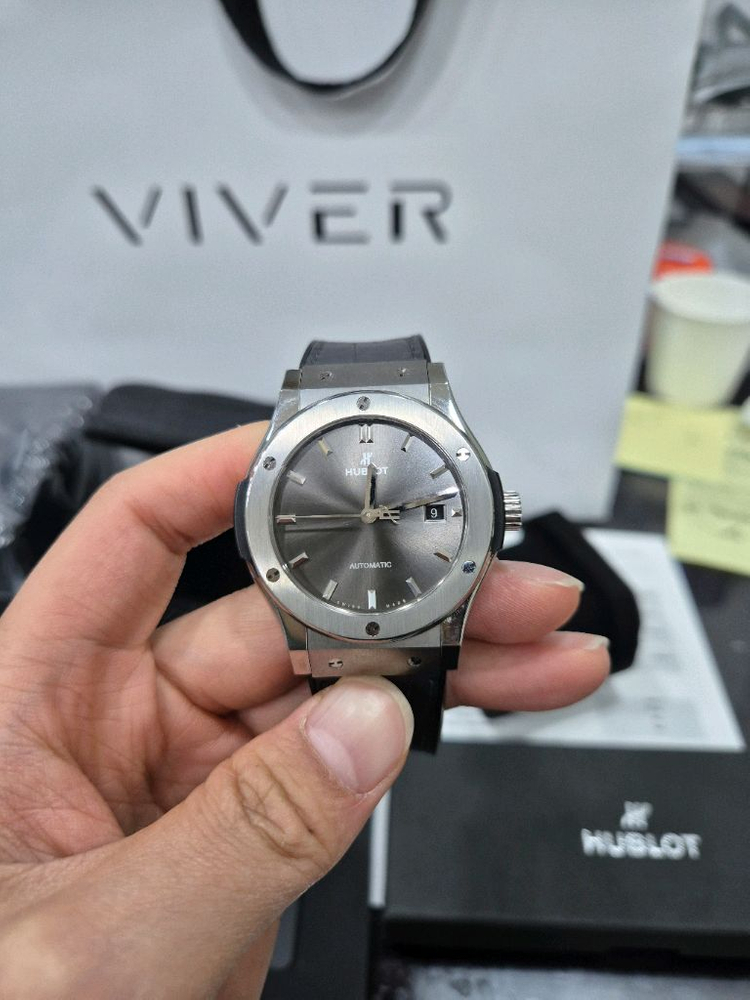위블로 클래식 퓨전 티타늄 42mm 레이싱그레이 이미지