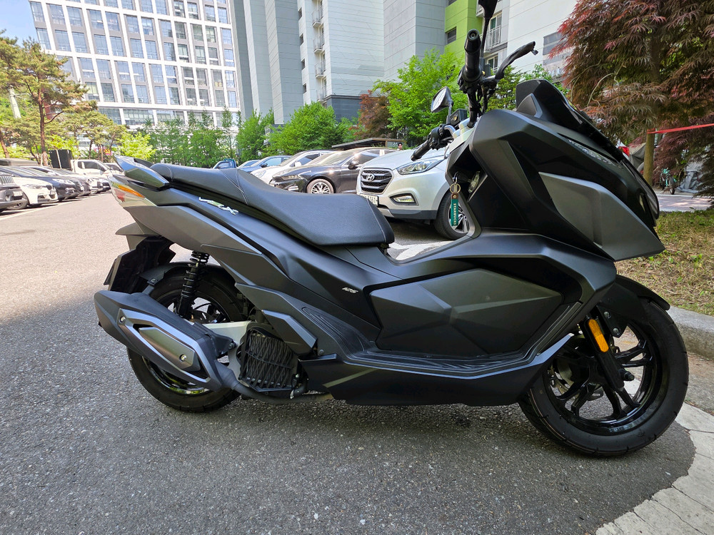 SYM VSX125 이미지