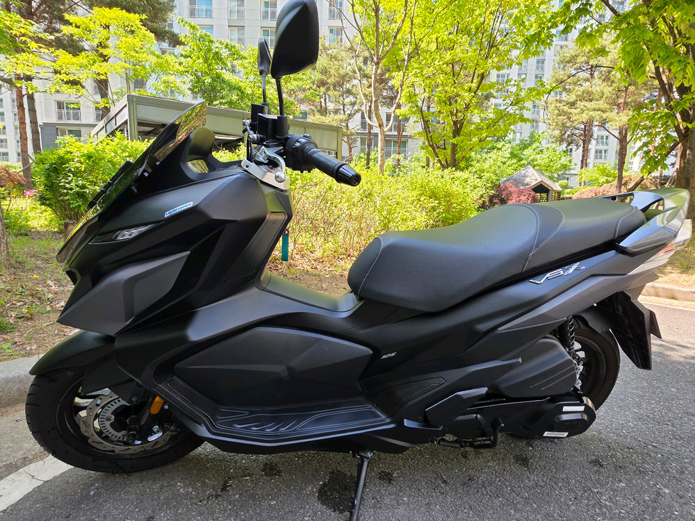SYM VSX125 이미지