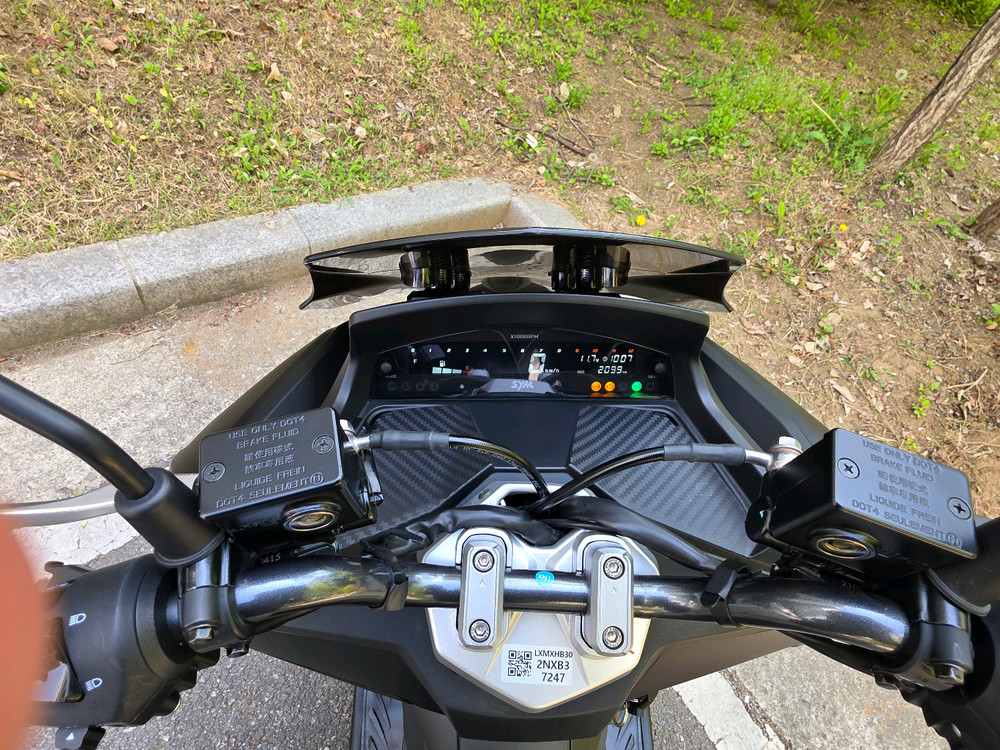 SYM VSX125 이미지