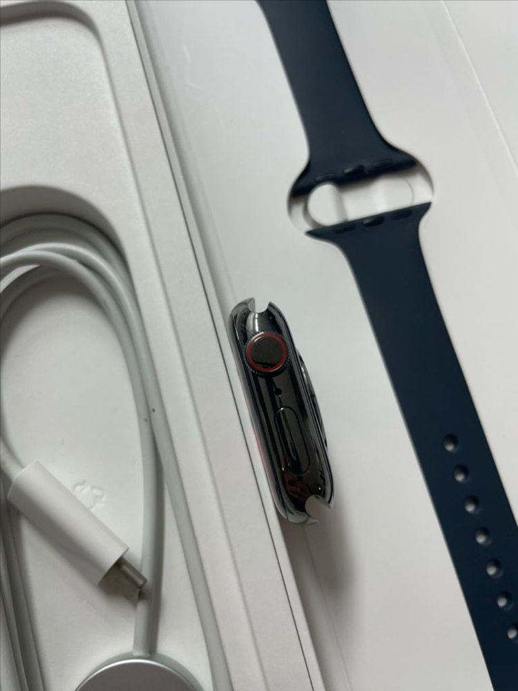 애플워치8스테인리스 41mm 그래파이트 이미지