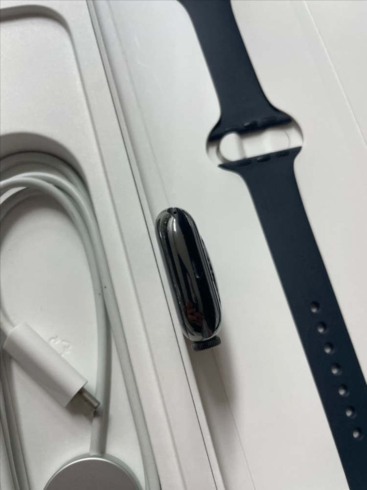 애플워치8스테인리스 41mm 그래파이트 이미지