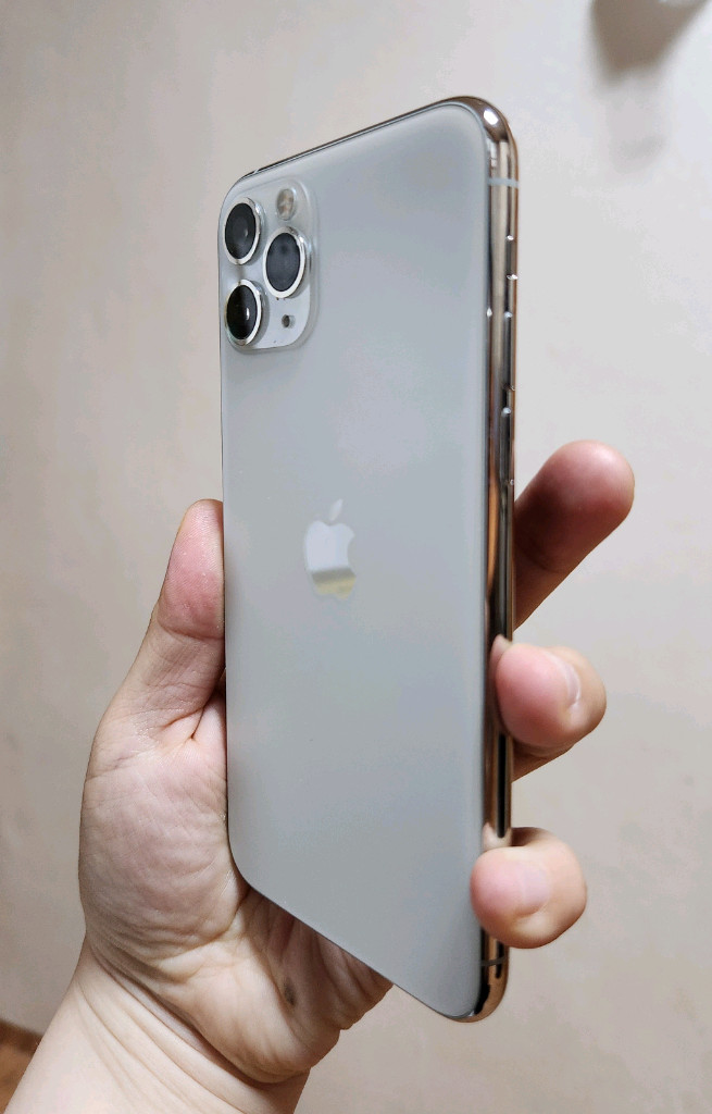 애플 아이폰 11 Pro 256GB 실버 이미지