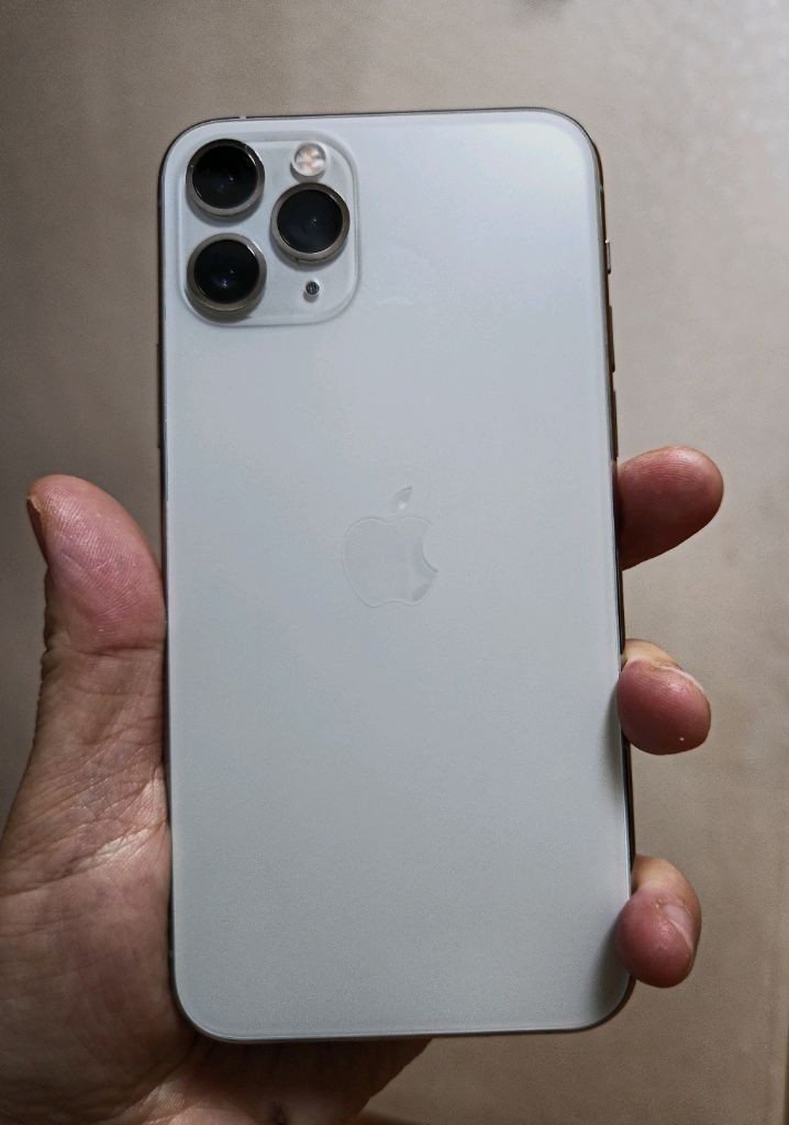 애플 아이폰 11 Pro 256GB 실버 이미지
