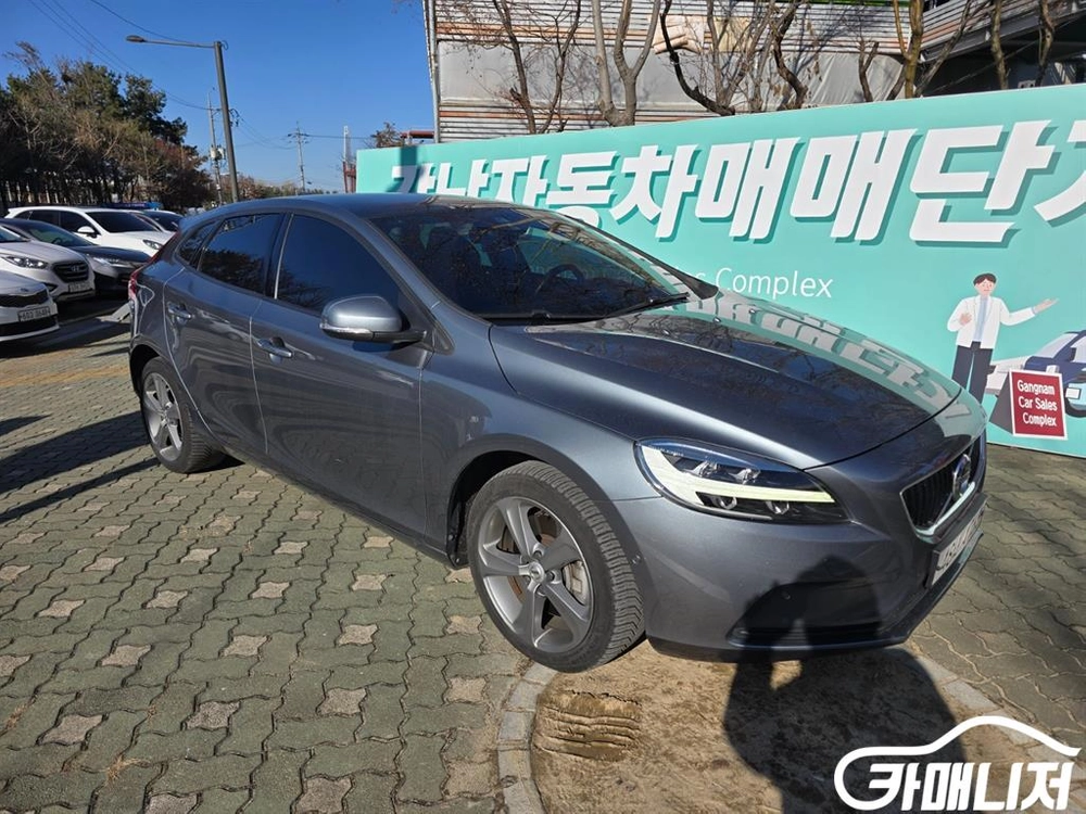 [볼보]V40 D3 모멘텀 #고유가특가 이미지