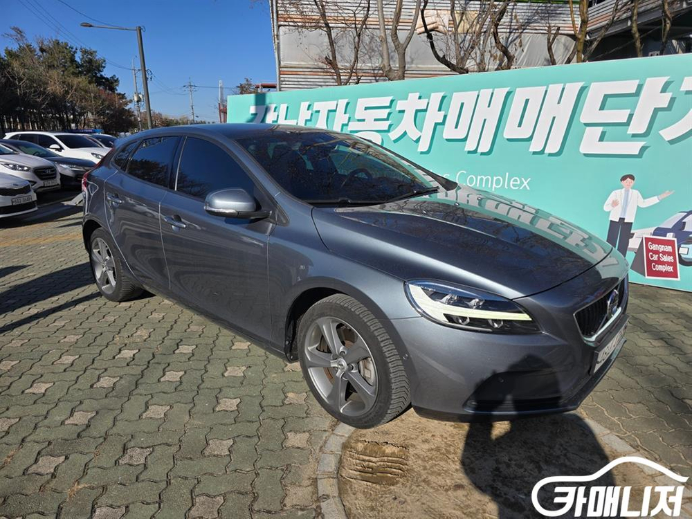 [볼보]V40 D3 모멘텀 #고유가특가 이미지