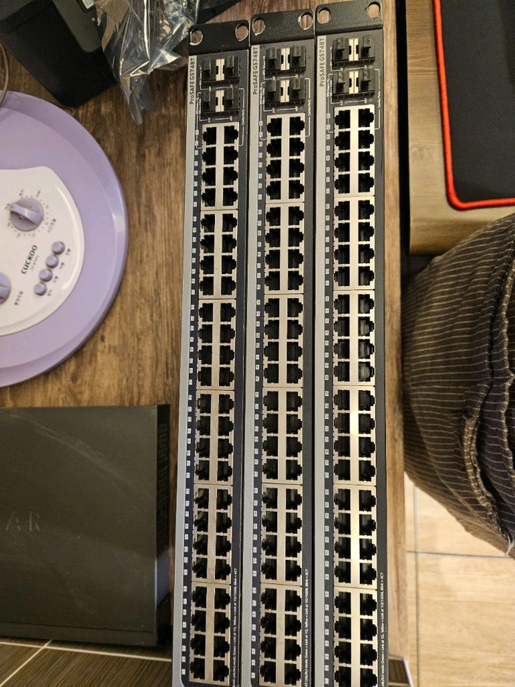 pc방사용하던 허브 넷기어748T, 델2848 이미지
