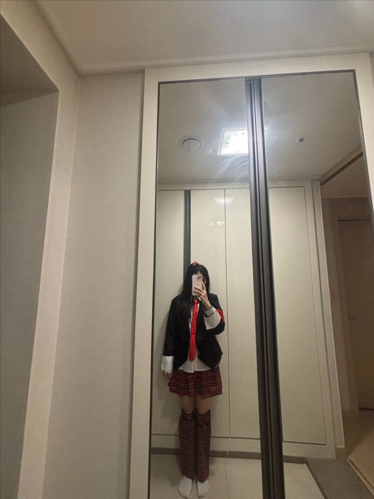 캐릭캐릭체인지 아무 졸업의상 대여( 보증금X) 이미지