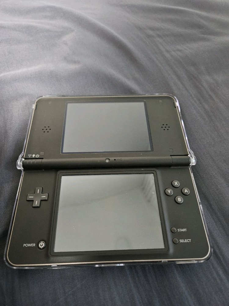 네고가능) 닌텐도 dsi ll 블랙 색상 판매합니다 이미지