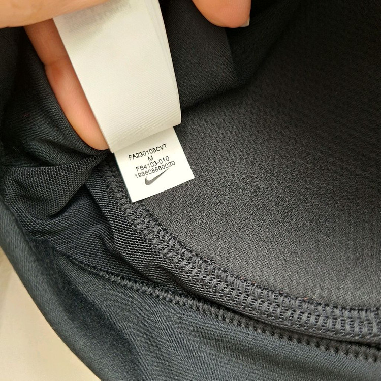 나이키 크롭 탑 미디움 서포트 패드 스포츠 브라 이미지