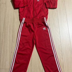 아디다스 키즈 트레이닝복 세트 100 이미지