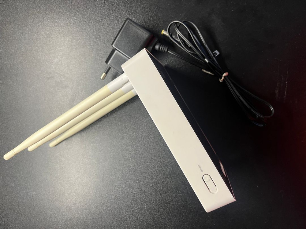 ipTIME N704 아이피타임 인터넷 무선 와이파이 공유기 이미지