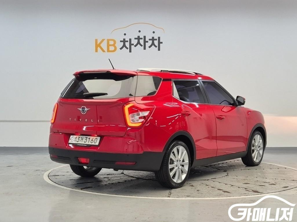 [KG모빌리티(쌍용) ]티볼리 에어 2WD 디젤 1.6 IX 플러스 패키지 (5인승) 이미지