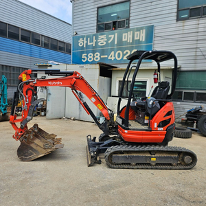 구보다 2톤 미니굴삭기 저가동 신차급 U20 코끼리집게 2023년식 판매 이미지