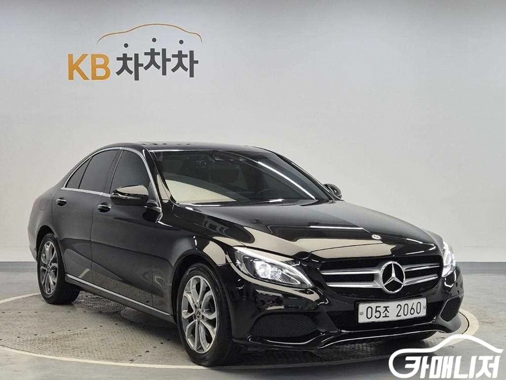 [벤츠]C클래스 W205 C200 아방가르드 (5인승) 이미지
