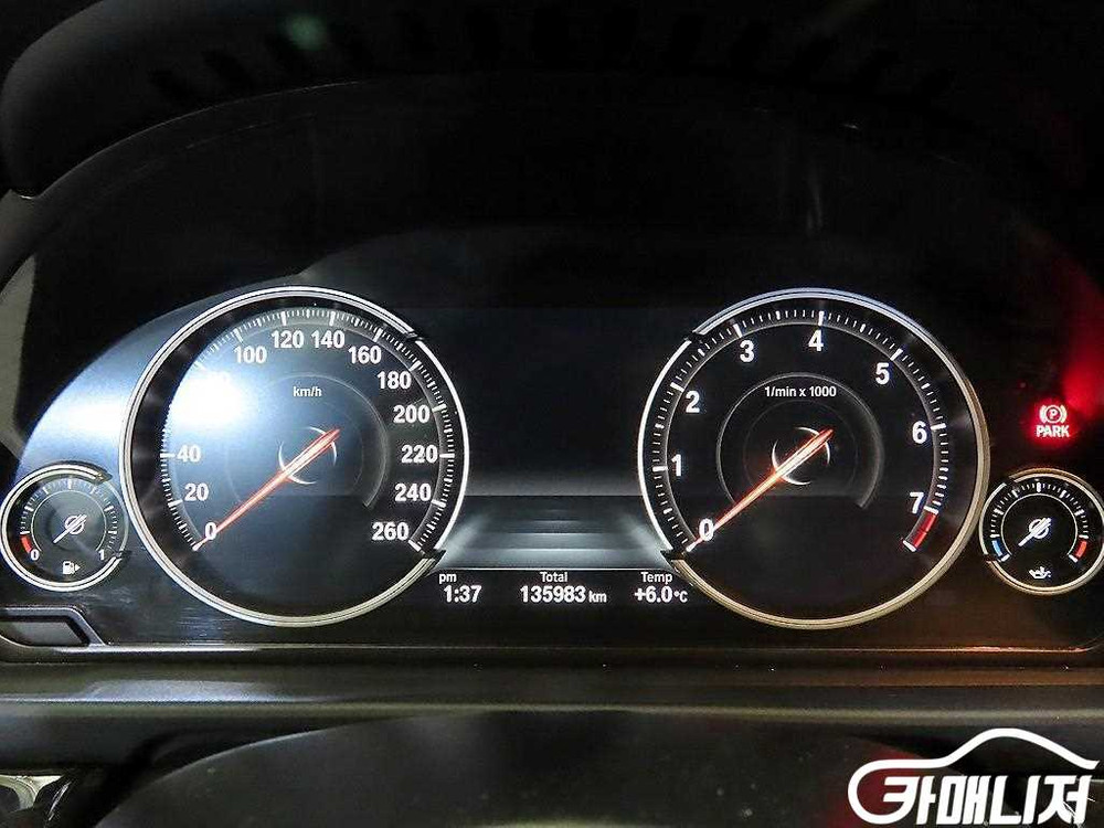 [BMW]5시리즈 (F10) 528i xDrive M 에어로 다이나믹 (5인승) #고유가특가 이미지