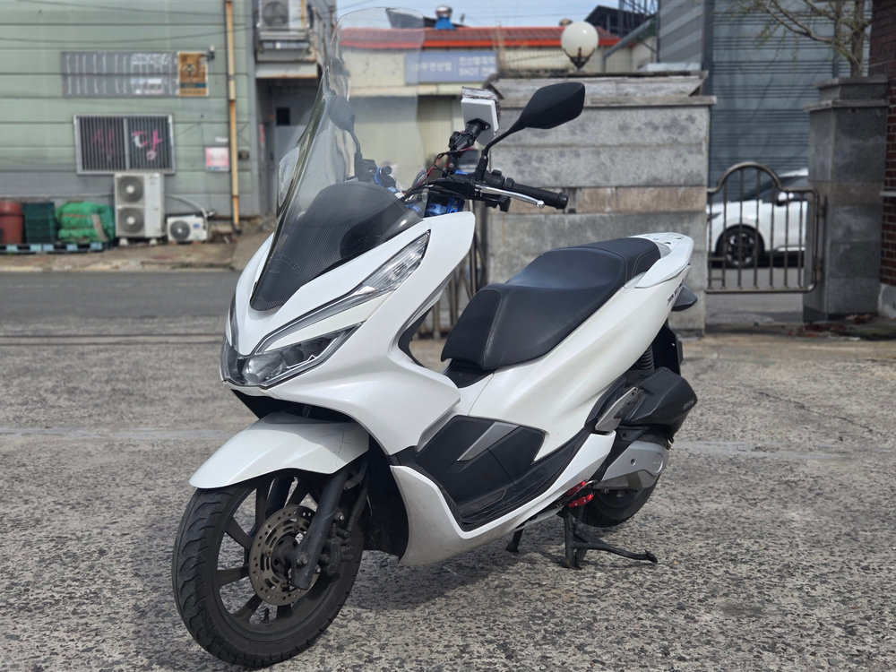 20년식 혼다 PCX 125 판매합니다 이미지
