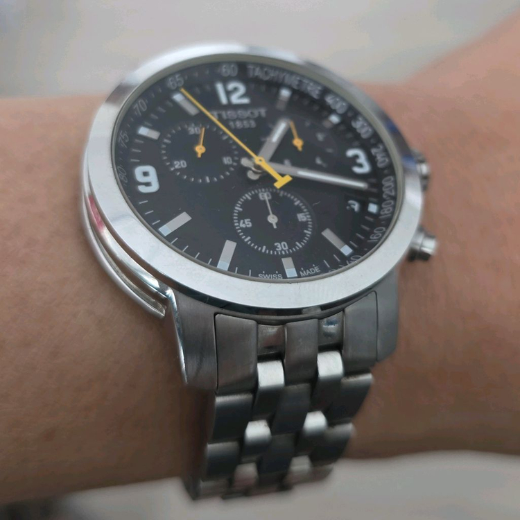티쏘 (TISSOT) PRC200 쿼츠 크로노그래프 검판메탈 시계 (보증서) 이미지