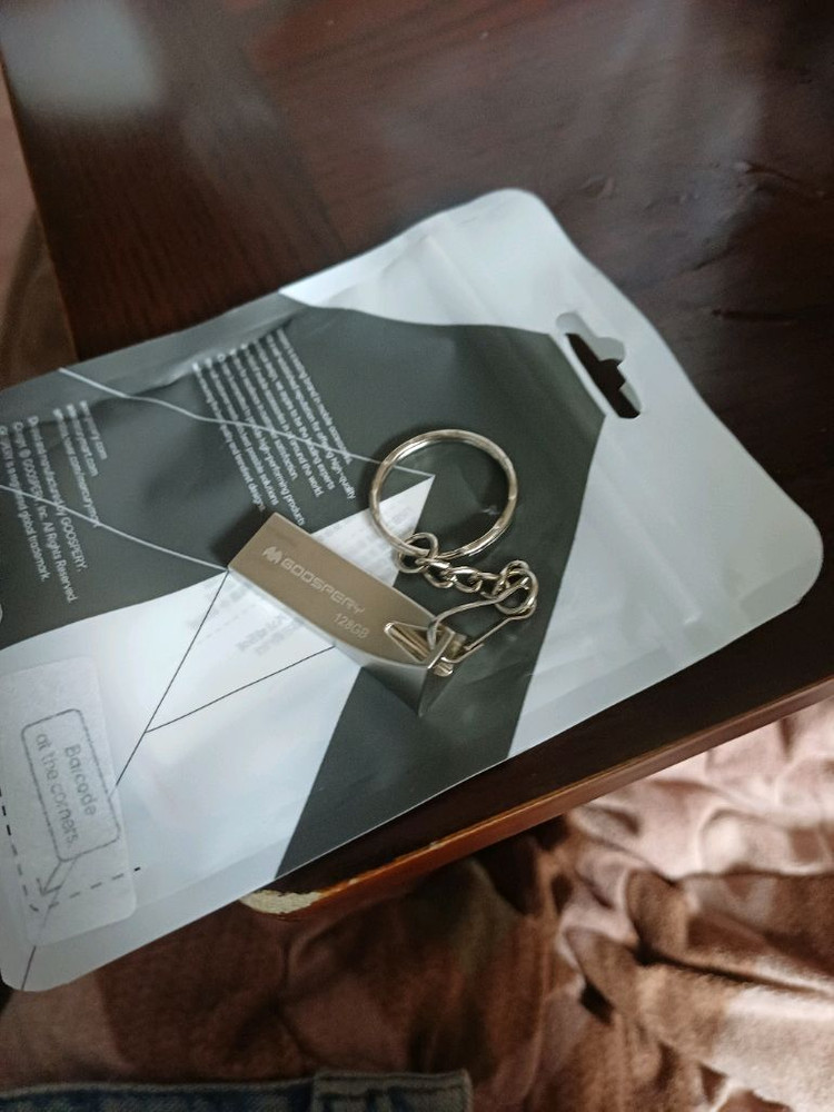 128기가. USB. 미사용품 이미지