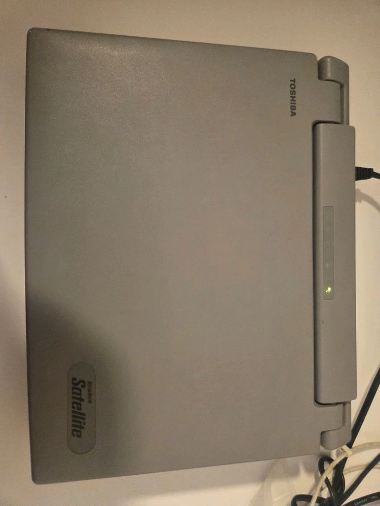 도시바 구형노트북 Dynabook 110sc 팝니다 이미지