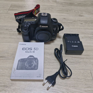 캐논 EOS 5D Mark III 풀프레임 DSLR 카메라 이미지