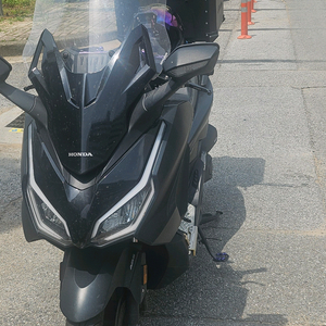 350cc 스쿠터 이미지