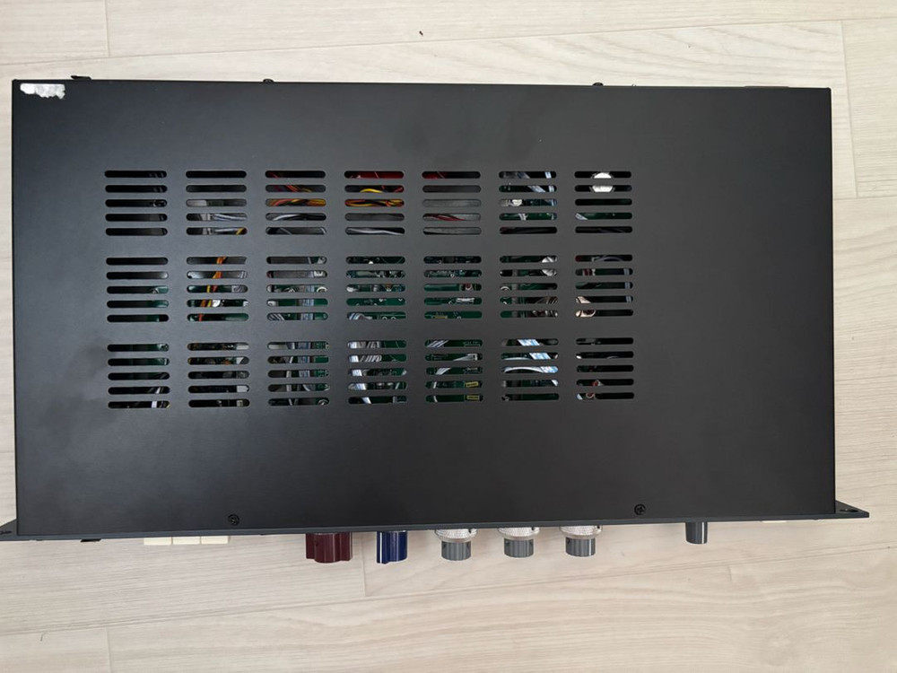 Warm Audio WA73 EQ 마이크 프리앰프 이미지