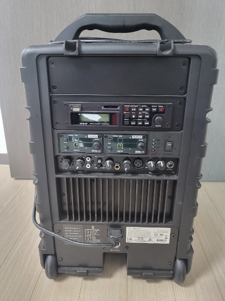 미프로 이동식 엠프 스피커 무선마이크 MA-708 이미지
