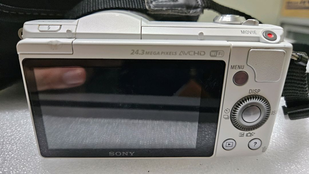 소니 a5100화이트 1650번들 이미지