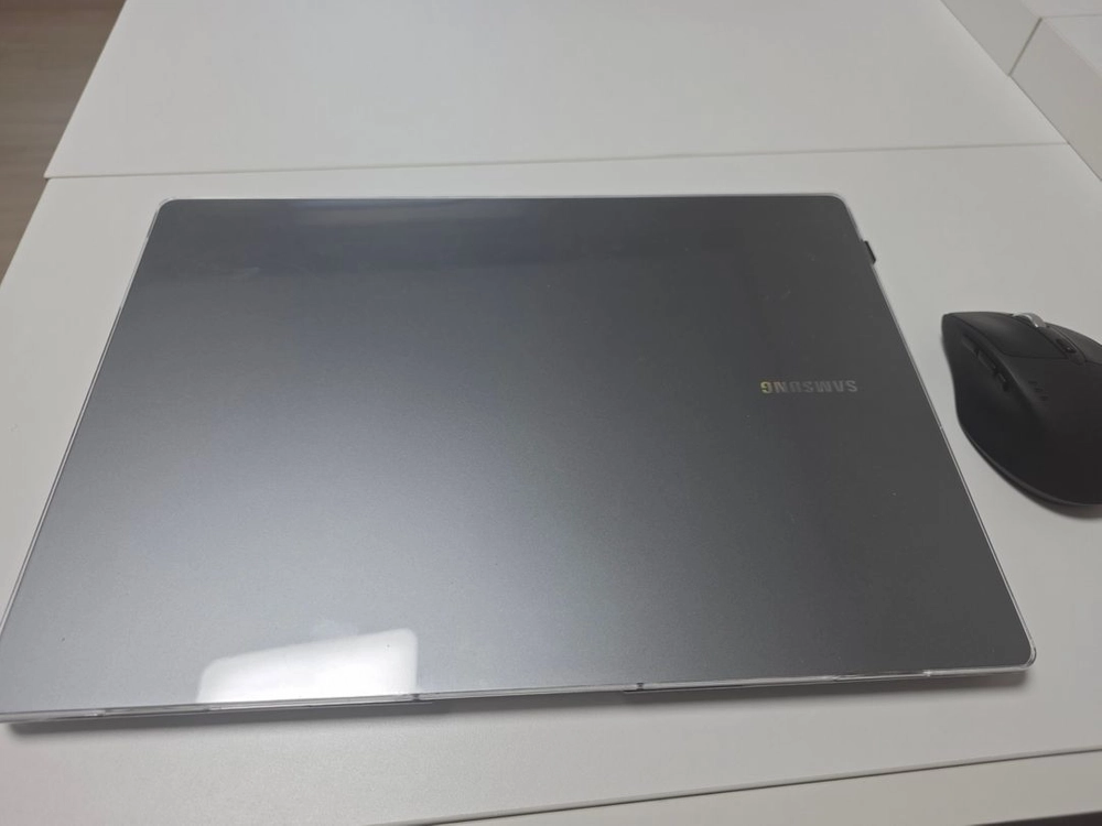 갤럭시북 5프로 NT960XHA-K71AR(32GB RAM/1TBSSD) 그레이 판매합니다. 이미지