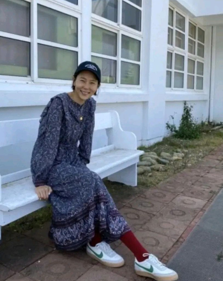나이키 230사이즈 운동화입니다 이미지