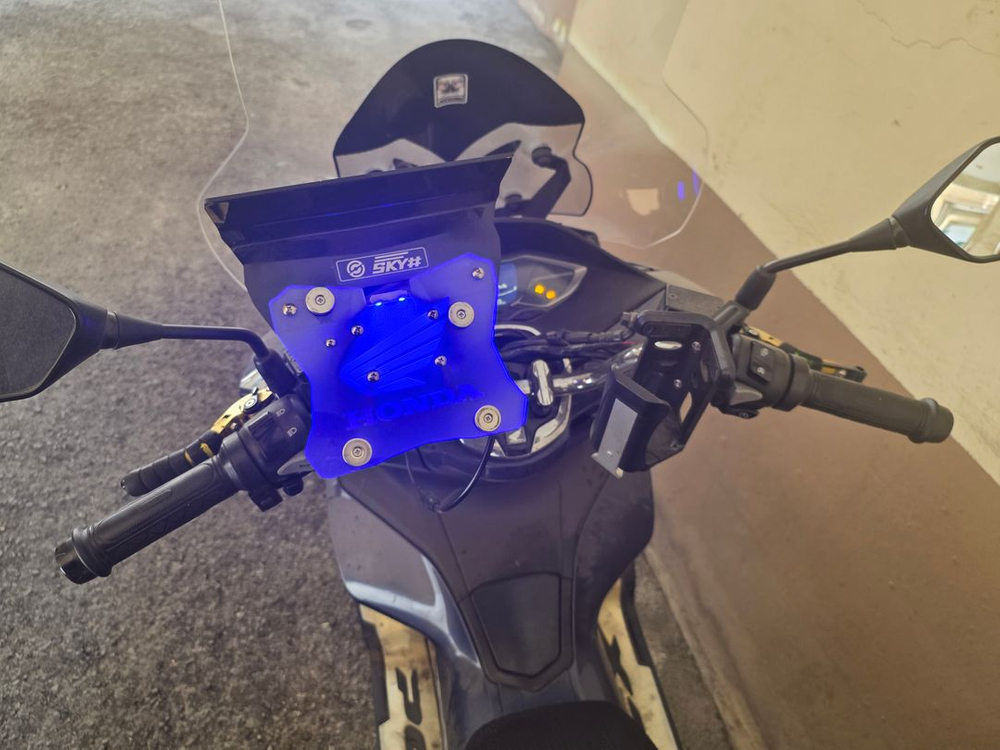 pcx125 22년식 4만키로 팝니다 이미지