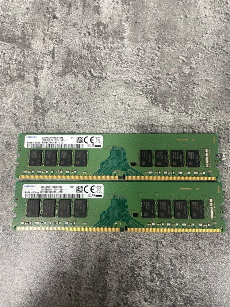 삼성 DDR4 16GB 메모리 2개 세트(총 32gb) - 안심되는 중고거래